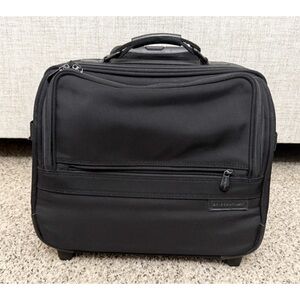 Briggs & Riley Black Travel Bag